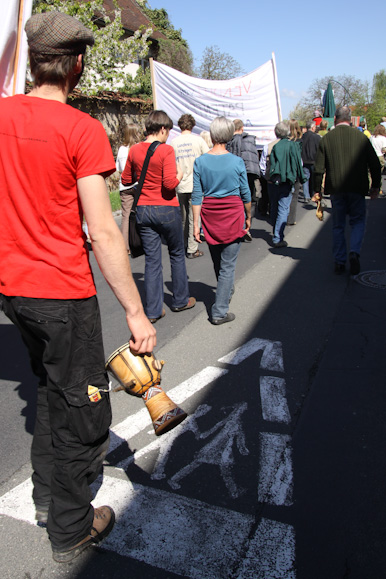 Demonstration von Gendreck-weg in Rodelheim/Kitzingen