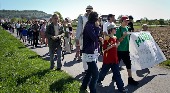 Demonstration von Gendreck-weg in Rodelheim/Kitzingen